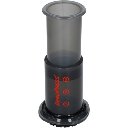 AeroPress Go – Zaparzacz do kawy z kubkiem